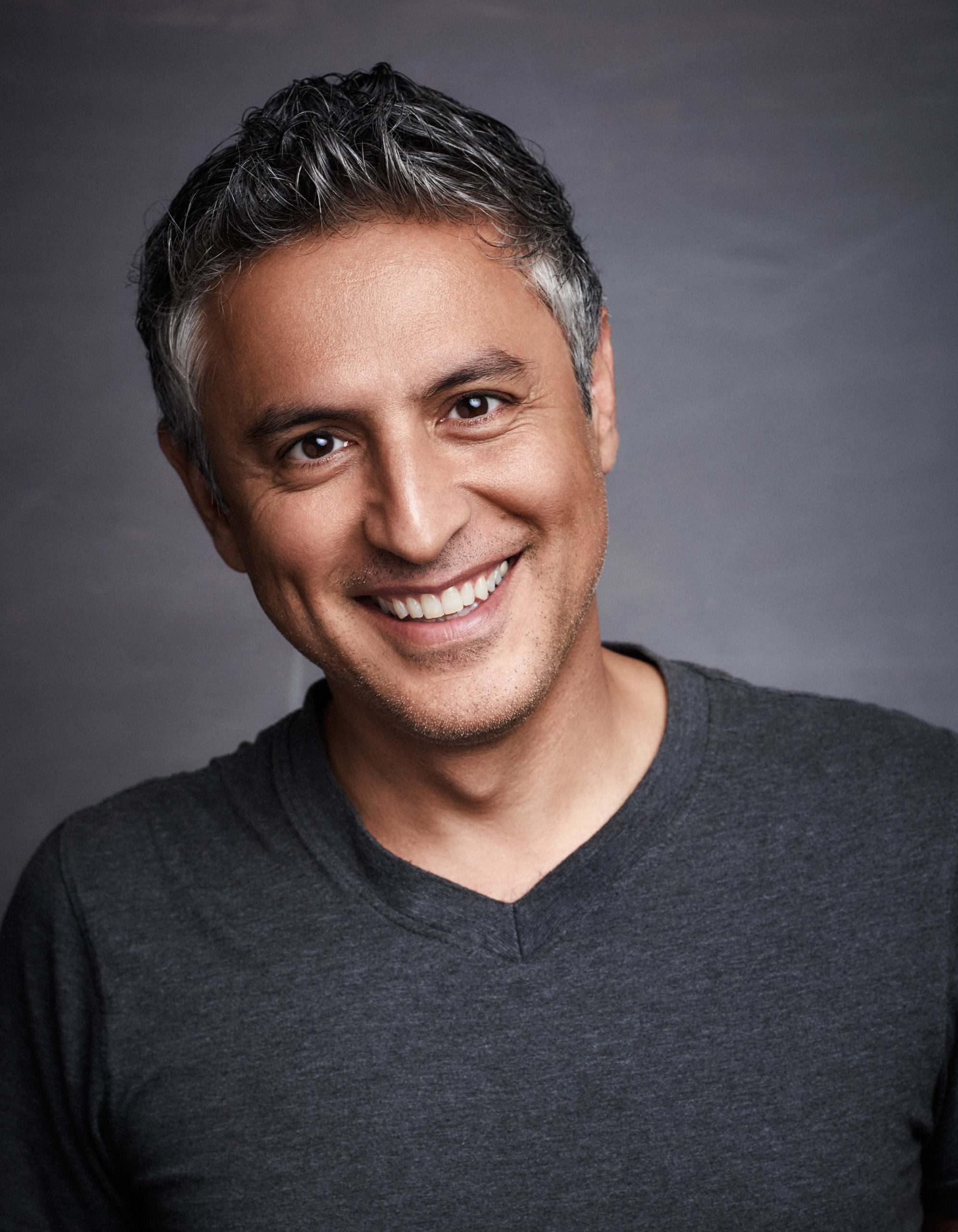 Yazar Reza Aslan